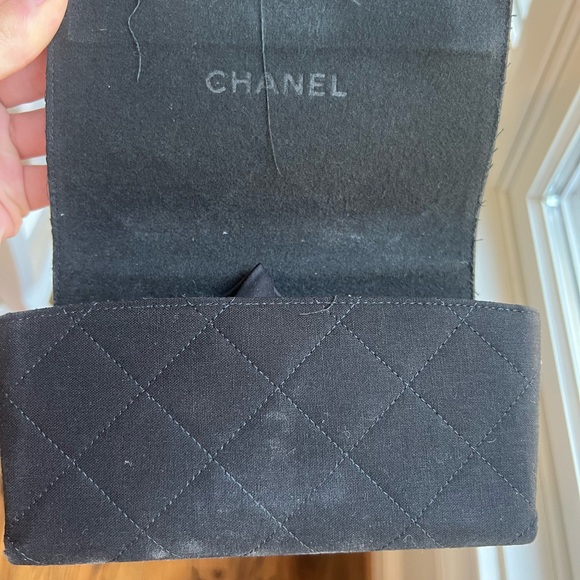 CHANEL Black and White Oversized Sunglasses - Picture 5 of 5